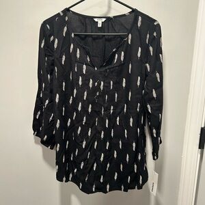 Sonoma Black and White Feather Print Blouse